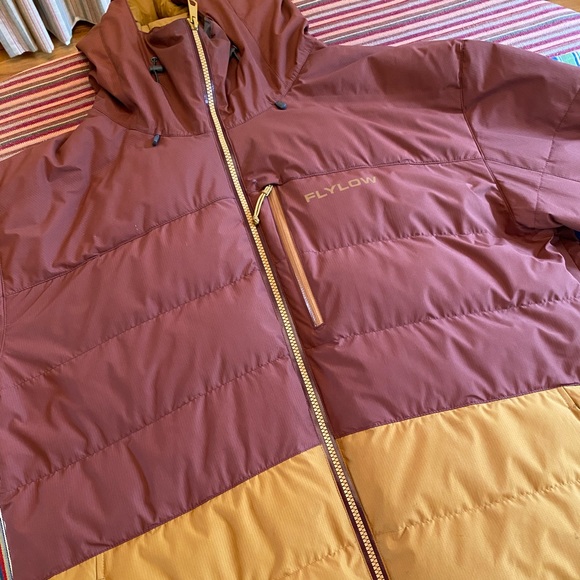 FLYLOW Colt Down Jacket - Picture 2 of 3